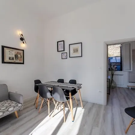 La Casa Gialla